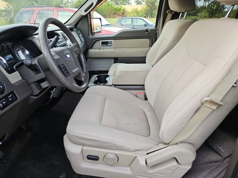 Used 2010 Ford F150 XLT image 12