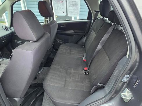 Used 2012 Suzuki SX4 AWD Hatchback image 12