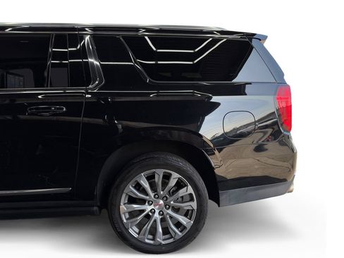 Used 2021 GMC Yukon XL Denali w/ Denali Ultimate Package AWD/4WD image 14