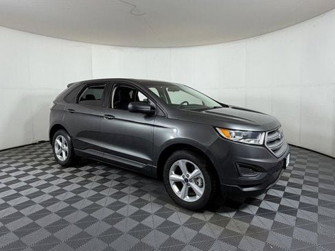 Used 2018 Ford Edge SE image 1