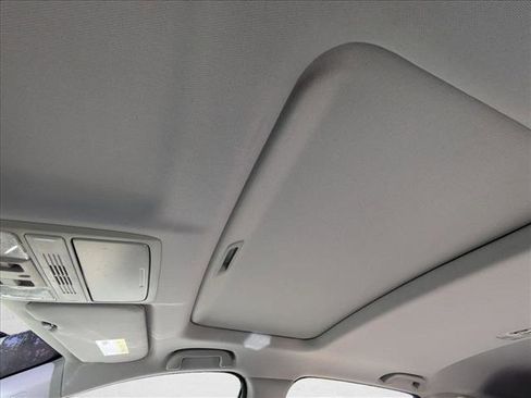 Used 2017 Honda CR-V EX image 15