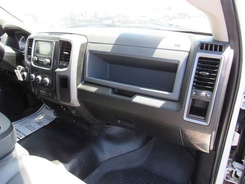 Used 2020 RAM 1500 Tradesman w/ Chrome Appearance Group AWD/4WD image 15