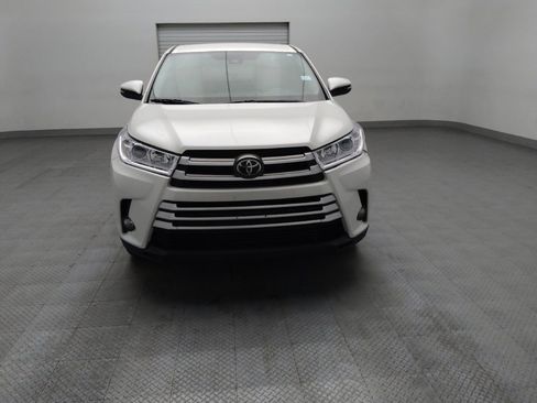 Used 2019 Toyota Highlander Plus FWD image 14