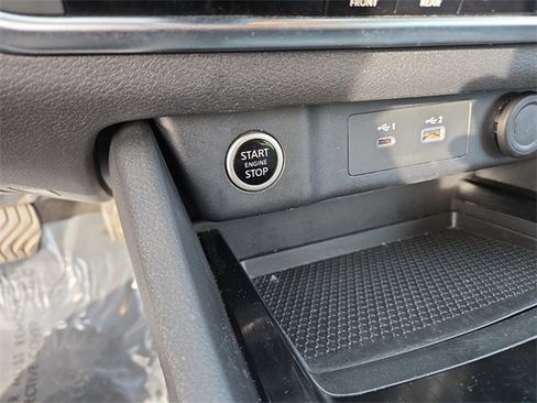 Certified 2023 Nissan Rogue SV image 21