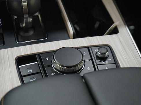 Certified 2024 MAZDA CX-90 3.3 Turbo w/ Premium Package AWD/4WD image 23