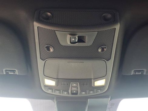 Used 2019 Ford F150 Lariat w/ Equipment Group 502A Luxury AWD/4WD image 27