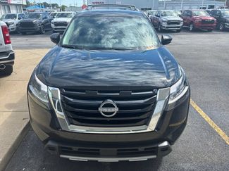 Certified 2024 Nissan Pathfinder SL AWD/4WD video 3