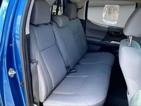 Used 2017 Toyota Tacoma SR5 image 24