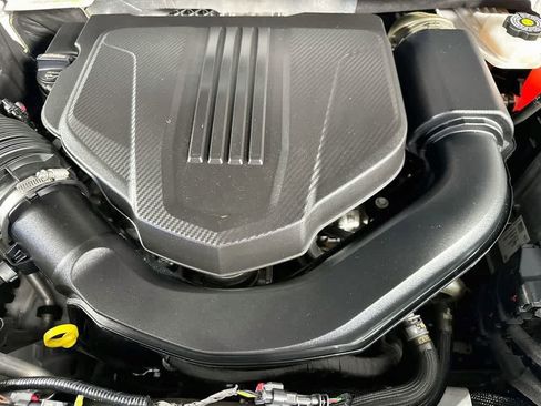 Used 2024 GMC Acadia Denali w/ Super Cruise Package AWD/4WD image 9