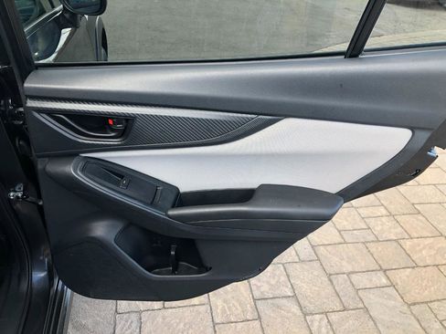 Used 2018 Subaru Crosstrek 2.0i Premium w/ Eyesight System image 29