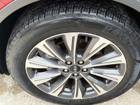 Used 2022 Lincoln Corsair Reserve w/ Equipment Group 201A AWD/4WD image 12