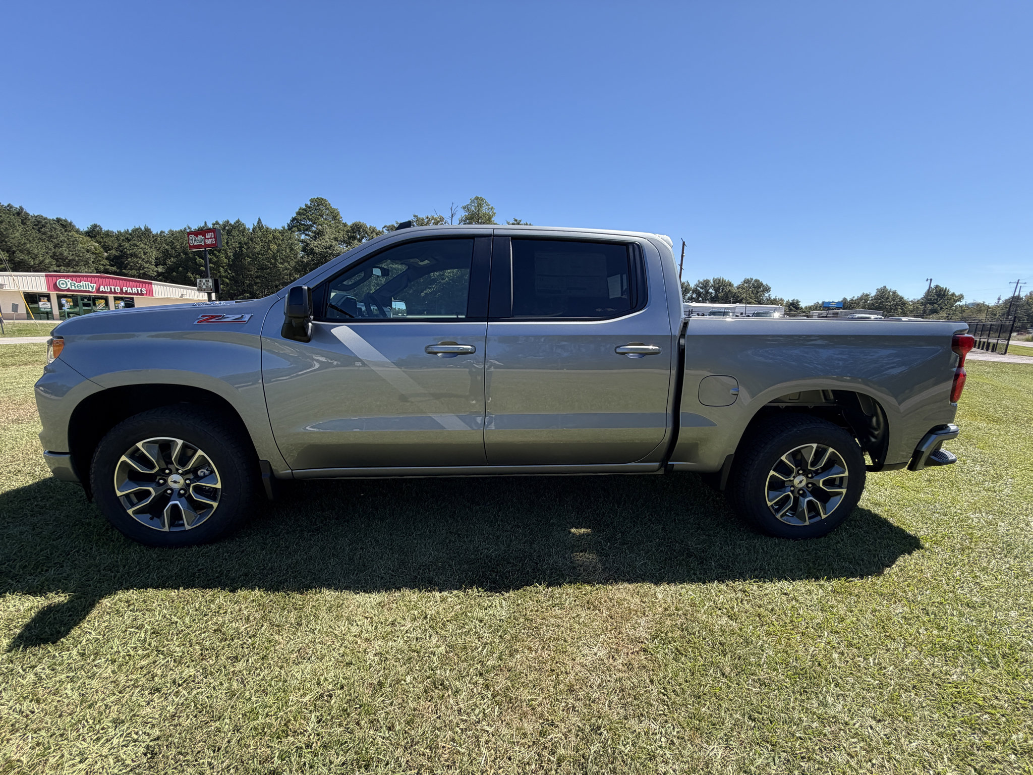 New 2026 Chevrolet Silverado 1500 RST w/ Safety Package AWD/4WD image 19