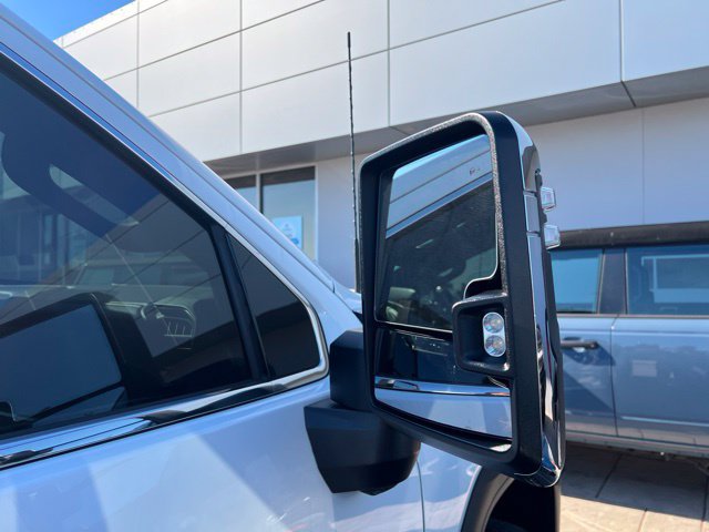 Used 2025 GMC Sierra 2500 SLT w/ SLT Premium Package AWD/4WD image 9