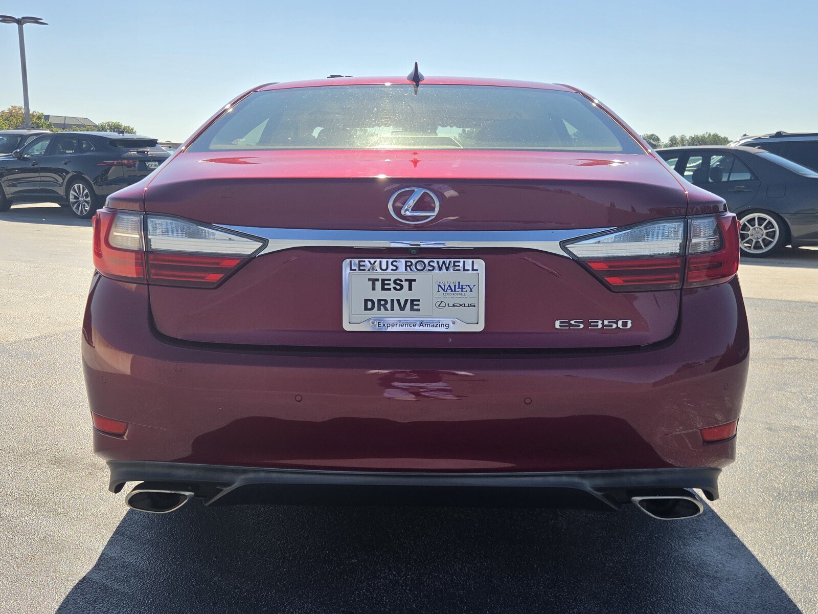 Used 2016 Lexus ES 350 w/ Luxury Package w/Wood Trim FWD image 4