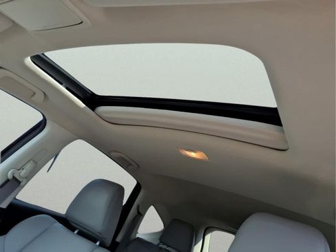 Used 2015 Honda CR-V Touring image 17