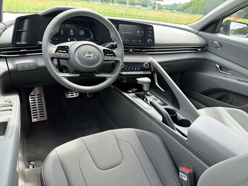 New 2026 Hyundai Elantra Sport FWD image 23