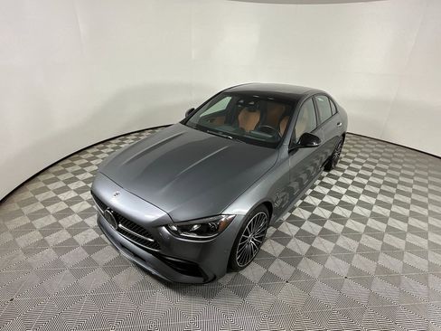 Used 2024 Mercedes-Benz C 300 Sedan image 9