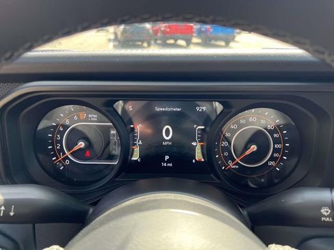 New 2025 Jeep Gladiator Rubicon image 15