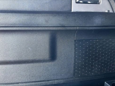 Used 2017 Ford Expedition XLT image 15