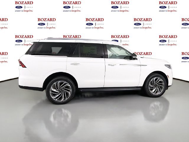 New 2026 Lincoln Navigator Premiere AWD/4WD image 8