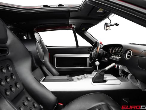 Used 2005 Ford GT RWD image 39