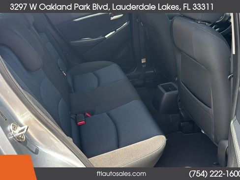 Used 2020 Toyota Yaris LE FWD image 33