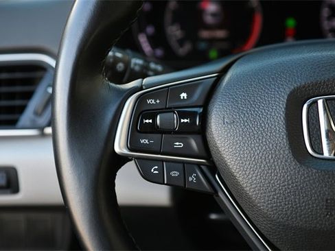 Used 2019 Honda Accord EX-L image 8