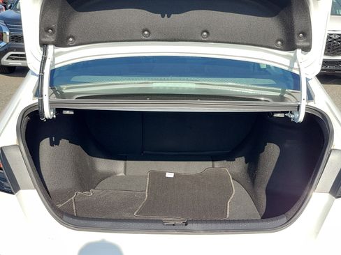 Used 2024 Honda Accord EX image 18