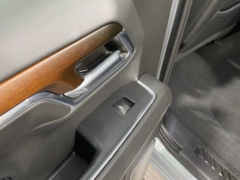 Used 2024 GMC Sierra 1500 Denali image 18