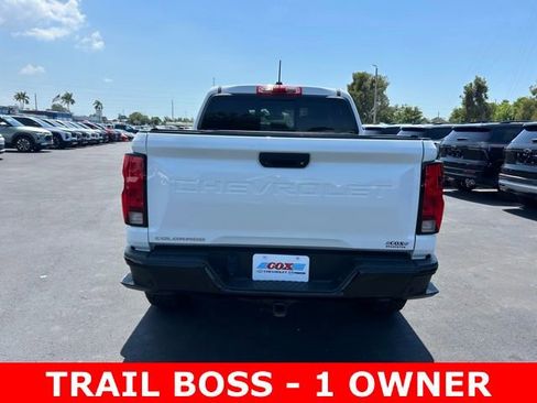 Used 2023 Chevrolet Colorado Trail Boss w/ Technology Package image 5