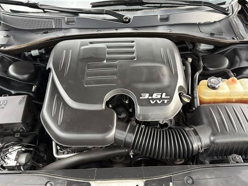 Used 2018 Dodge Charger GT AWD/4WD image 29