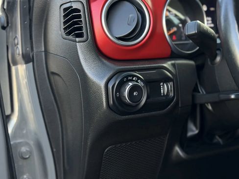 Used 2023 Jeep Wrangler Unlimited Rubicon w/ LED Lighting Group AWD/4WD image 27