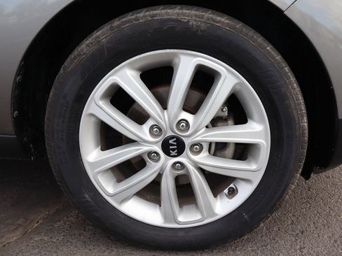 Used 2018 Kia Soul + image 44