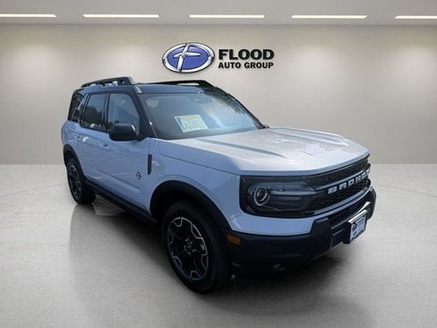 New 2026 Ford Bronco Sport Outer Banks AWD/4WD image 1