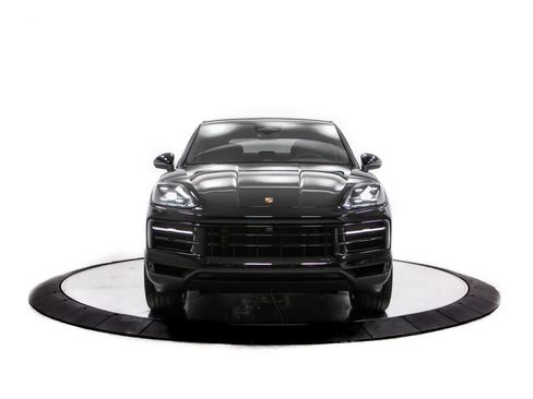 New 2026 Porsche Cayenne Coupe AWD/4WD image 10