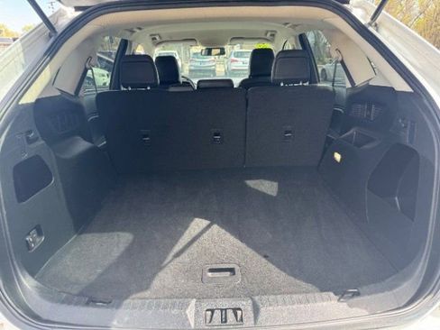 Used 2022 Ford Edge SEL AWD/4WD image 38