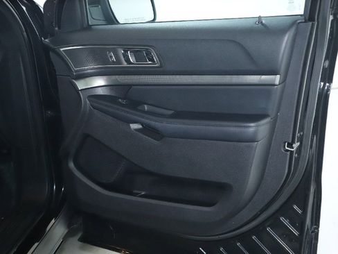 Used 2019 Ford Explorer XLT w/ Equipment Group 202A image 37