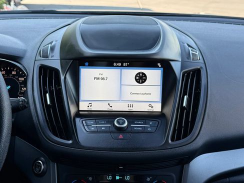 Used 2019 Ford Escape SE FWD image 20