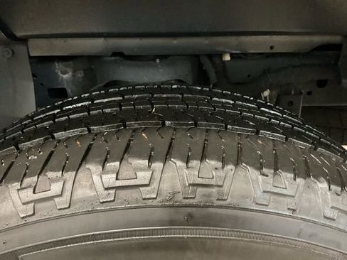 Used 2023 RAM 1500 Big Horn image 8