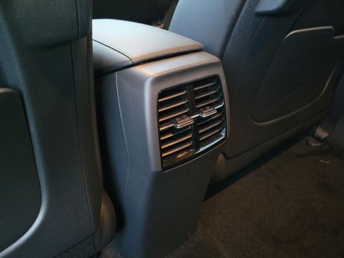 New 2026 Kia Niro Wind FWD image 14