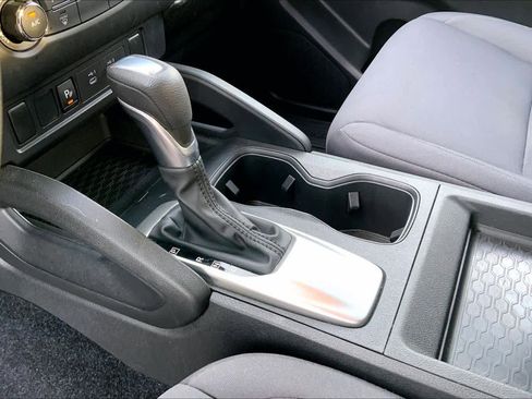 Used 2023 Nissan Frontier S w/ Technology Package RWD image 16