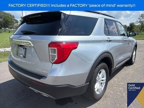 Used 2023 Ford Explorer XLT w/ Equipment Group 202A AWD/4WD image 10