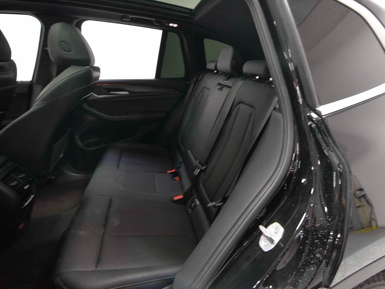 Used 2023 BMW X3 xDrive30i w/ Convenience Package AWD/4WD image 11