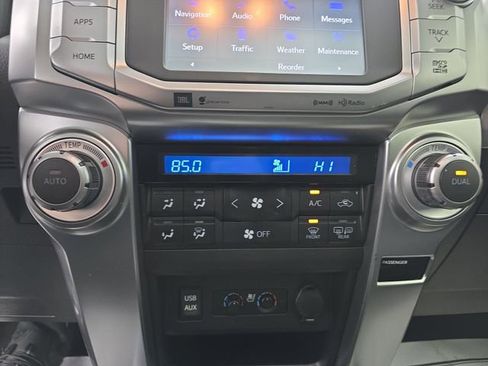 Used 2016 Toyota 4Runner Limited image 34