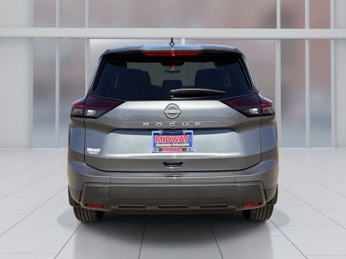 New 2026 Nissan Rogue S image 5