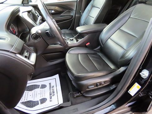 Used 2022 GMC Terrain SLT w/ Tech Package image 44