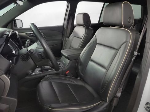 Used 2023 Chevrolet Traverse Premier w/ Redline Edition AWD/4WD image 13