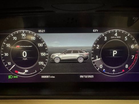 Used 2018 Land Rover Range Rover Velar R-Dynamic SE image 13