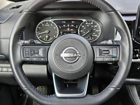 Used 2025 Nissan Pathfinder SL AWD/4WD image 20