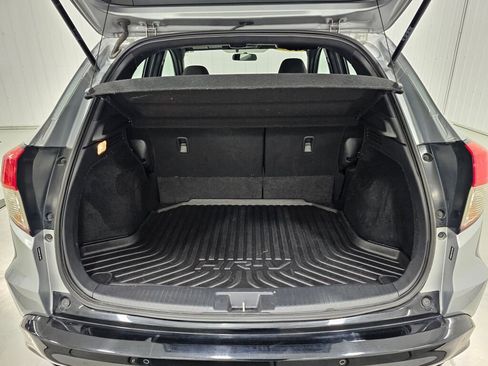 Used 2020 Honda HR-V Sport image 16